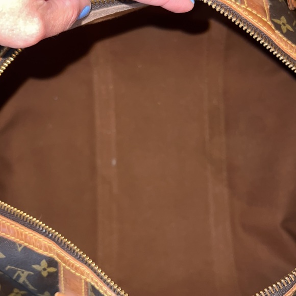 Authentic 💎 Louis Vuitton Travel Keepall 35 - Picture 13 of 17